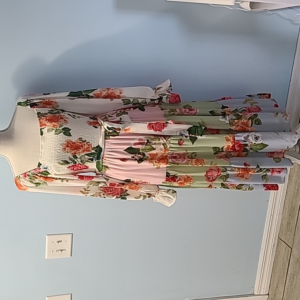 Love Collette floral dress with stretchy smock top. Soooo Loveshack Fancy!!!!